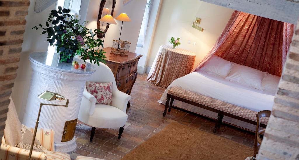 Hotel Les Pres D'Eugenie Zimmer foto